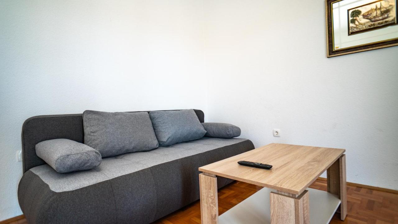 Calma Apartments Трогир Екстериор снимка