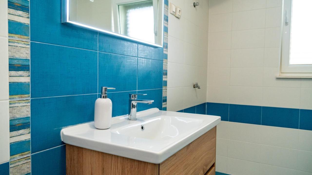 Calma Apartments Трогир Екстериор снимка