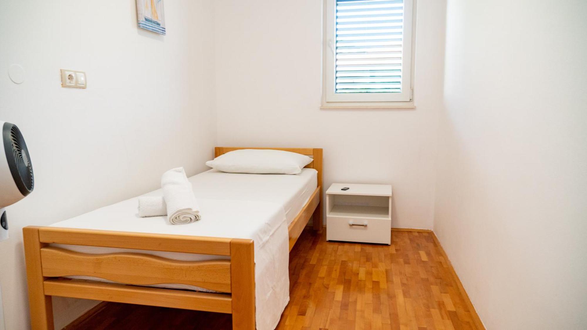 Calma Apartments Трогир Екстериор снимка