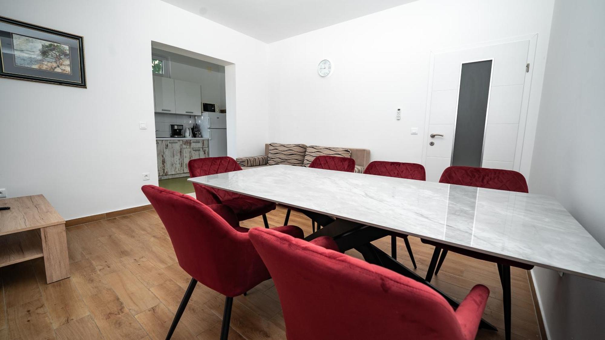 Calma Apartments Трогир Екстериор снимка